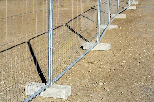 crew at Fence Rental Sylmar